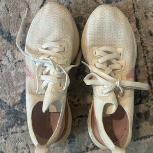 Nike Women’s shoes size 8